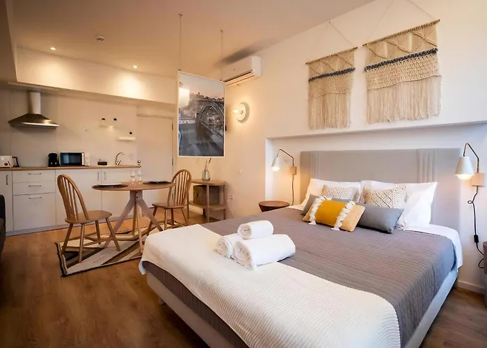 Lemago - Poveiros * بورتو